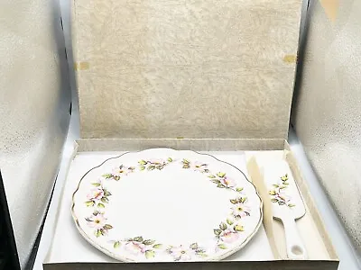 Buy Vintage James Kent - Old Foley - Pottery Cake Plate And Serving Spatula  • 15.99£
