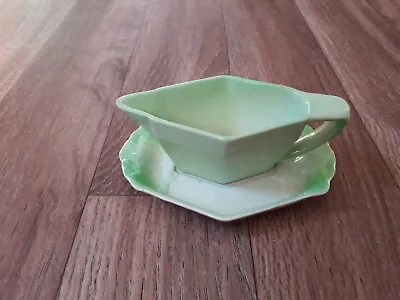 Buy Early Carlton Ware, Curled Lettuce Design, Sauceboat And Tray, 1935/6. • 8.76£