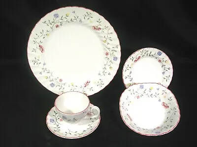 Buy Johnson Brothers Summer Chintz 5 Piece Place Setting For 5 With Two Extras • 378.89£