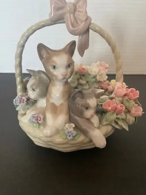 Buy Lladro Purr-Fect Kittens/Cats In Flower Basket Figurine #1444  • 132.61£