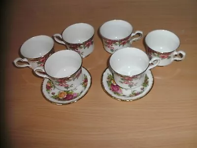 Buy Royal Albert Old Country Roses Cups & Saucers • 15£