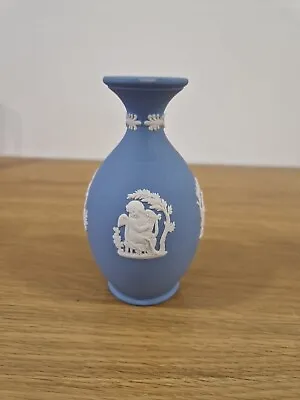 Buy Wedgwood Jasper Ware Blue And White Arcadian Bud Vase • 6.95£