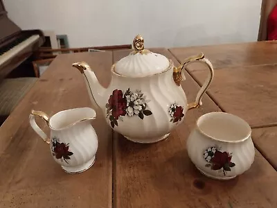 Buy Sadler Teapot, Creamer And Sugar Bowl • 10£
