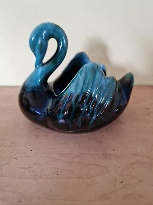 Buy Blue Mountain Pottery Swan • 12£
