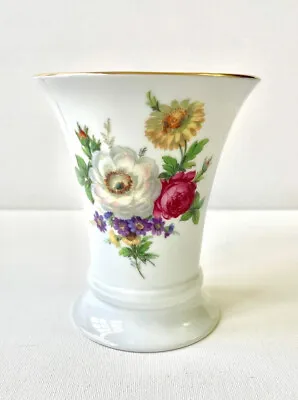 Buy Elegant Vase With Lovely Floral Motif, Royal Porzellan Bavaria, KMP Germany • 16.95£