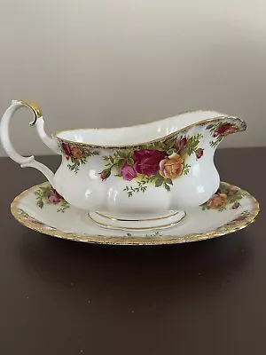 Buy Bone China Royal Albert Old Country Roses Gravy Boat And Underplate • 14.99£