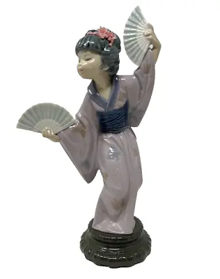Buy Lladro Figurine Madame Butterfly Japanese Geisha Girl With Fans #4991 • 105.71£