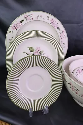 Buy Hydrangia Martha Stewart Dinnerware Plates Bowls Pink Flowers BUYER'S CHOICE • 7.70£