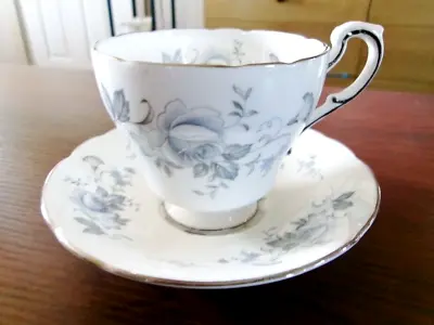 Buy Royal Standard  Melody  Fine Bone China England Tea Cup & Saucer Set • 18.03£