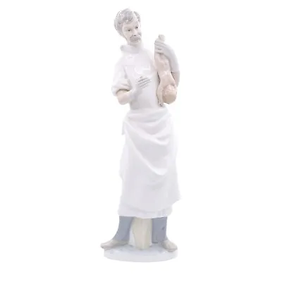 Buy Lladro #4763 Obstetrician Male Doctor Porcelain Figurine • 56.89£