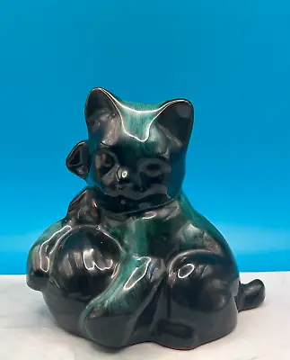 Buy Vintage Blue Mountain Pottery Kitty Cat With Ball Of Wool Figurine • 11.06£
