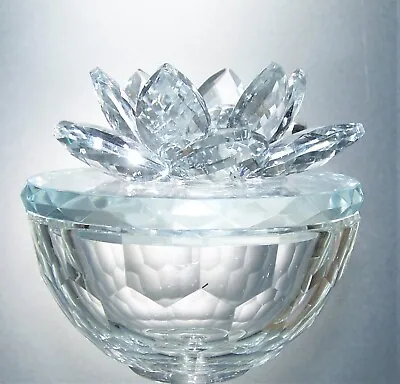 Buy Prism  Facet Cut Lidded Glass Bowl Trinket Box With Flower Handle - 10 X 9 Cm • 5£