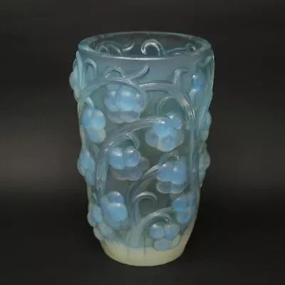 Buy Rene Lalique Opalescent Glass 'Raisins' Vase • 2,240£