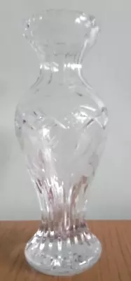 Buy Beautiful Crystal Cut Glass Flower Vase With Frosted Etchings • 10£