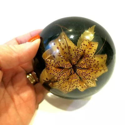 Buy Vintage Unsigned Art Glass Dome Paperweight Black Background Encapsulated Lily  • 28.41£