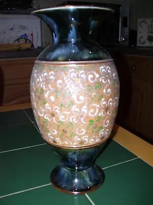 Buy Royal Doulton Beautiful Stoneware Vase • 9.99£