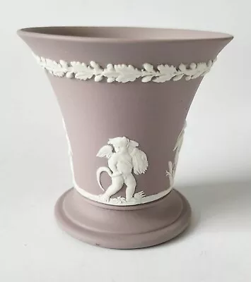 Buy Wedgwood Jasperware Vase Lilac Four Seasons • 70£