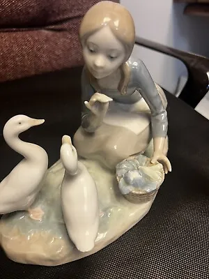 Buy Lladro Girl Feeding Ducks Large Figurine Matte Pastel • 81.69£