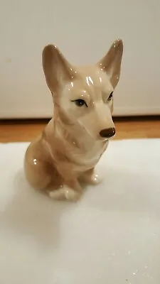 Buy Small Szeiler Corgi Dog Figurine H9cm X L5cm Vgc • 15£