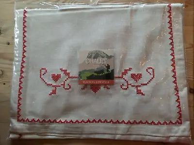 Buy Natural Linen Runner With Scarlet Heart Cross-stitch Embroidery 40x180cms BNWT  • 12£