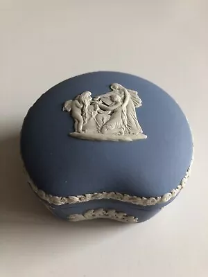 Buy Wedgewood Blue Jasperware Kidney Shaped Trinket Box • 5£