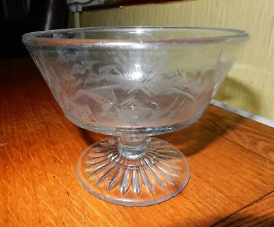 Buy Sowerby Engraved Victorian Glass Sugar Bowl • 8£