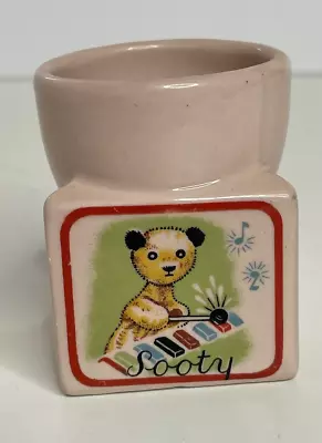 Buy Vintage Pink Sooty Egg Cup  Sooty Concessions Keele Street Pottery • 6.50£