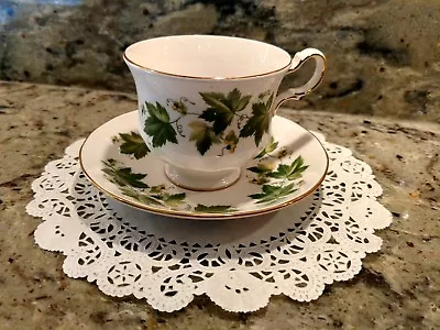Buy  Queen Anne Bone China Tea Cup & Saucer Set Made In England • 12.46£