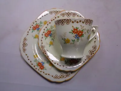 Buy Collingwood China - Pretty Art Deco - Trio Cup, Saucer & Side Plate - 1930s • 6.99£