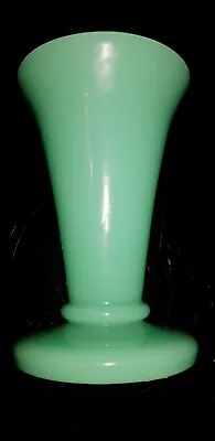 Buy 1900 Scindler &Co London Green Jade Uranium Glass Vase • 80£