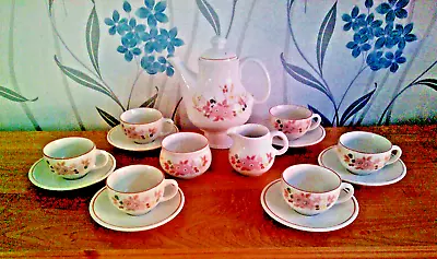 Buy Boots “Hedge Rose” Tea Set, Tea Pot, Milk Jug, Sugar Bowl, Cups And Saucers • 24.95£