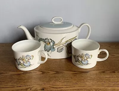 Buy Wedgwood Susie Cooper Iris Bone China Teapot And 2 Cups • 8£