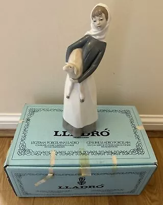Buy Lladro Girl With Lamb Figurine #4584 Boxed • 4.99£
