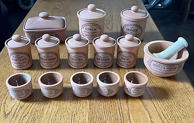 Buy Henry Watson Original Suffolk Pottery Set • 100£