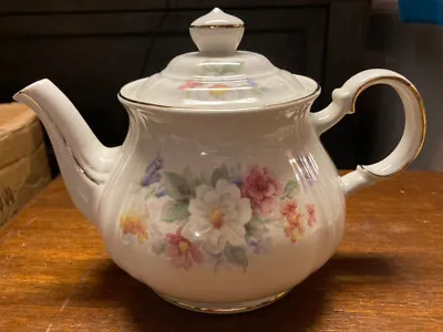 Buy Sadler 4 Cup Teapot Tea Pot & Lid Made In England Summer Bouquet Gold Trim • 28.81£
