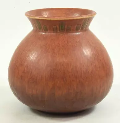 Buy Roseville Pottery Windsor Vase, Shape 547-6  • 222.09£