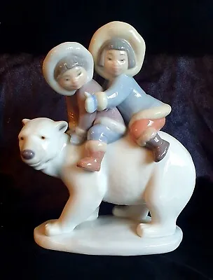 Buy Lladro Figurine #05353  Eskimo Riders (Retired) • 45£