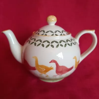 Buy Stunning Moorland Pottery Geese Design Tea Pot • 15£