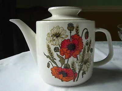 Buy J & G Meakin Vintage Poppy Tea Pot 1960/70s. Very Good Condition. • 14£