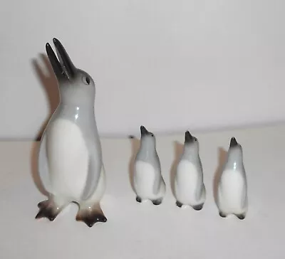 Buy Vintage WR Midwinter Penguin Family Pottery Figurines • 9.50£