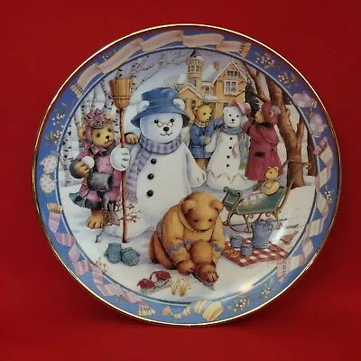 Buy Royal Doulton Teddy Bear Winter Wonderland Decorative Plate • 14.18£
