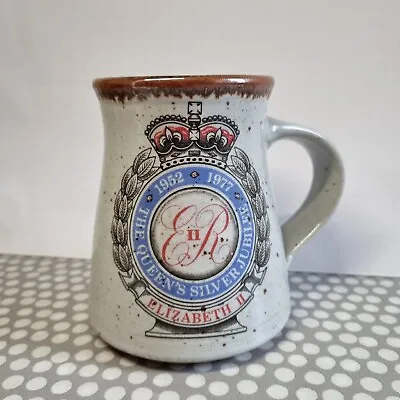 Buy Chris Aston Studio Pottery Elkesley Notts. Queen Elizabeth II Silver Jubilee   • 13.95£