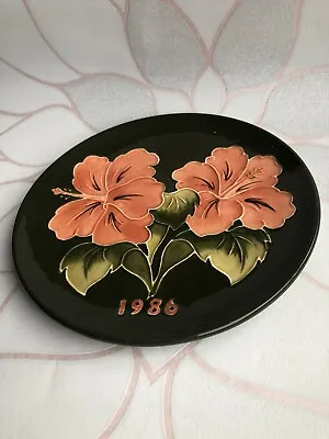Buy Stunning 1986 Moorcroft 'Hibiscus'Green Plate /Dish England Collectable 22cm • 135£