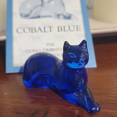 Buy Cobalt Blue Cat Kitty Figurine The Franklin Mint Curio Cabinet Collection 1986 • 43.22£