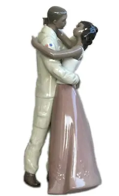 Buy New Nao By Lladro Welcome Home Couple Figurine #1606 Brand Nib Soldier Rare F/sh • 192.20£