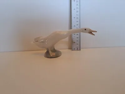 Buy Lladro  Hissing Goose Figurine • 15£