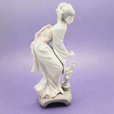 Buy Vintage Lladro 1449 Mayumi Japanese Girl Tending To Flowers Porcelain Figure • 254.70£