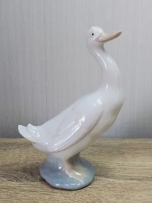 Buy Lladro Nao Goose Approx 14.5cms  • 8.50£