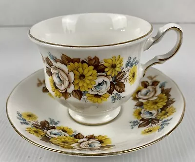 Buy Royal Vale Fine China Tea Cup & Saucer England Floral Pattern Vintage • 18.95£