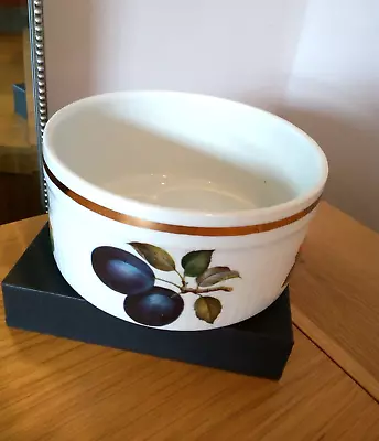 Buy Alfred Meakin Gold Coloured Rim  Fruit Design Fluted Bowl • 3.50£